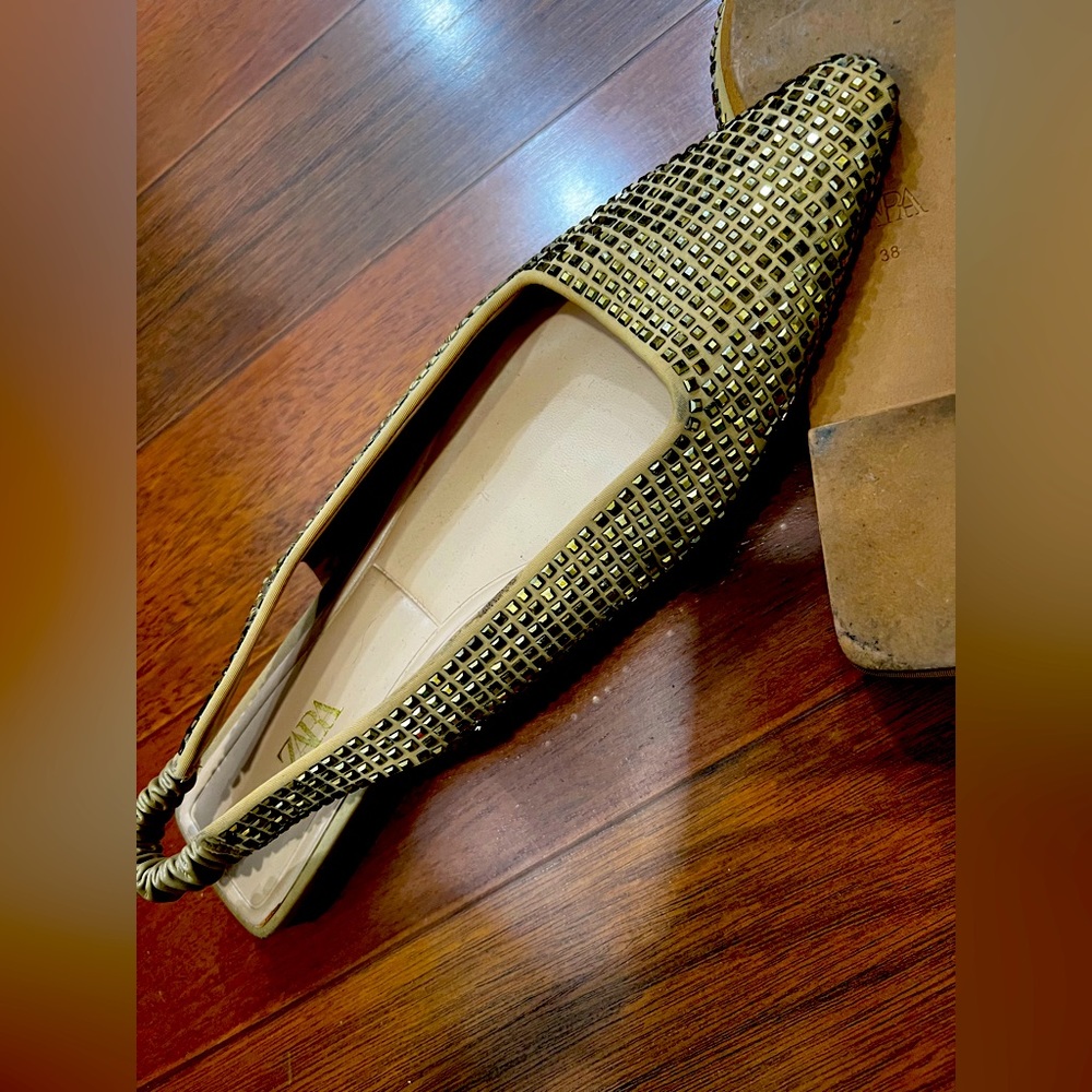 Embellished gold Zara flats